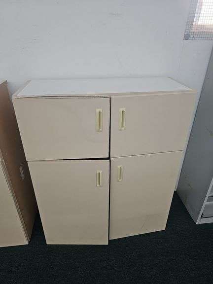 33" X 40" 4 DOOR CABINET