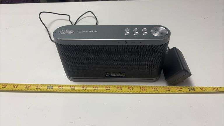 (LR) LIVE PLATINUM WIRELESS MULTI-ROOM SPEAKER