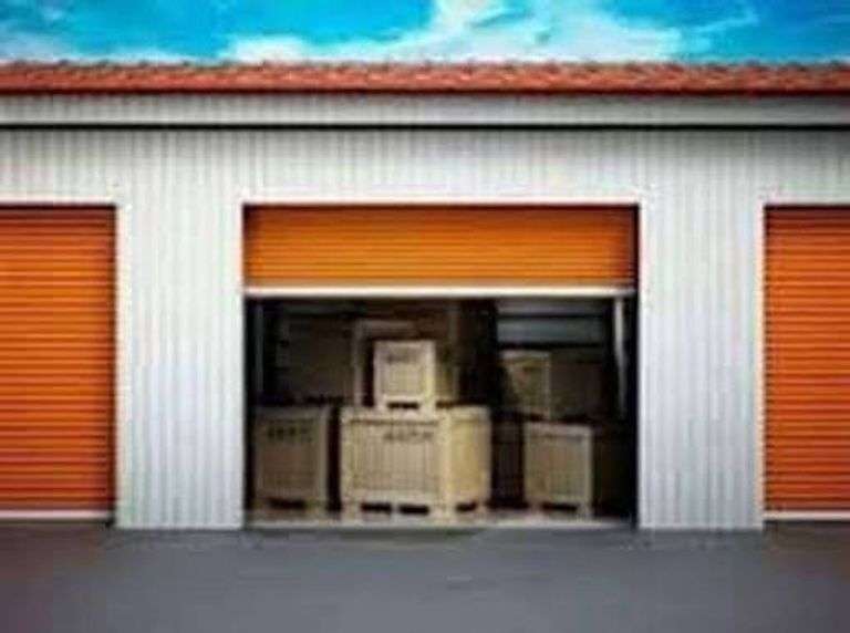 ONLINE STORAGE UNIT AUCTION 