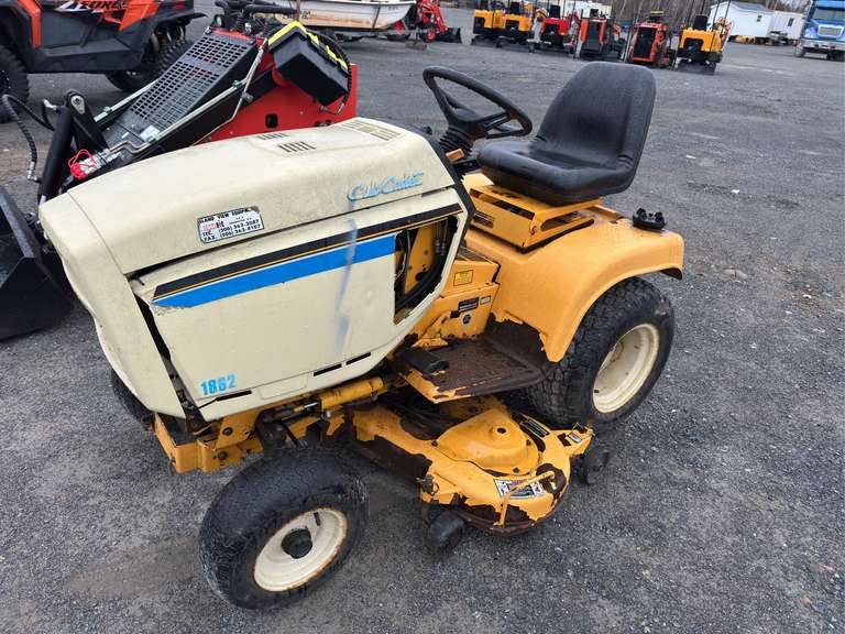 Cub Cadet 46” Cut Lawn Tractor