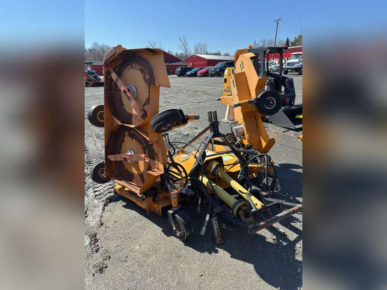 Trackless MT M14 Batwing Mower
