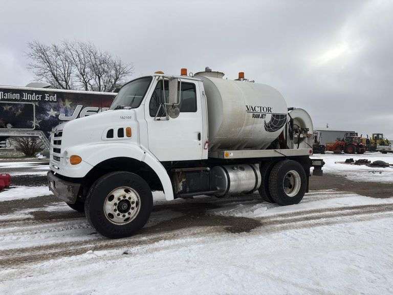2004 Sterling Day Cab Vactor Ram Jet - Jeff Boone Auction and Realty