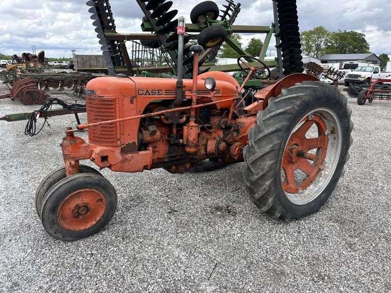 May Model Sc Model SC Case Row Crop Tractor - Jeff Boone Auction and Realty