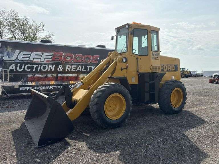 Ford A62 Wheel Loader - Jeff Boone Auction and Realty