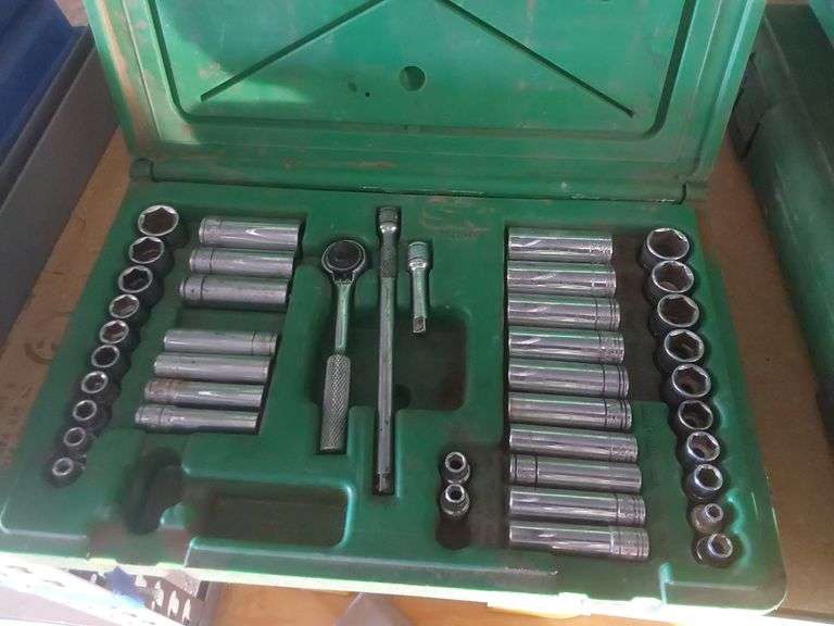 Ratchet and socket set Albuquerque NM J&J Auctioneers LLC