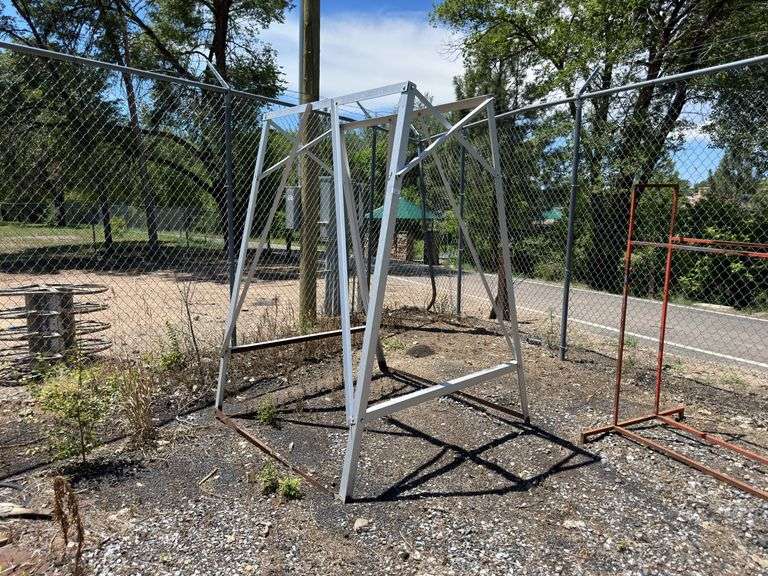 Fuel Tank Stand