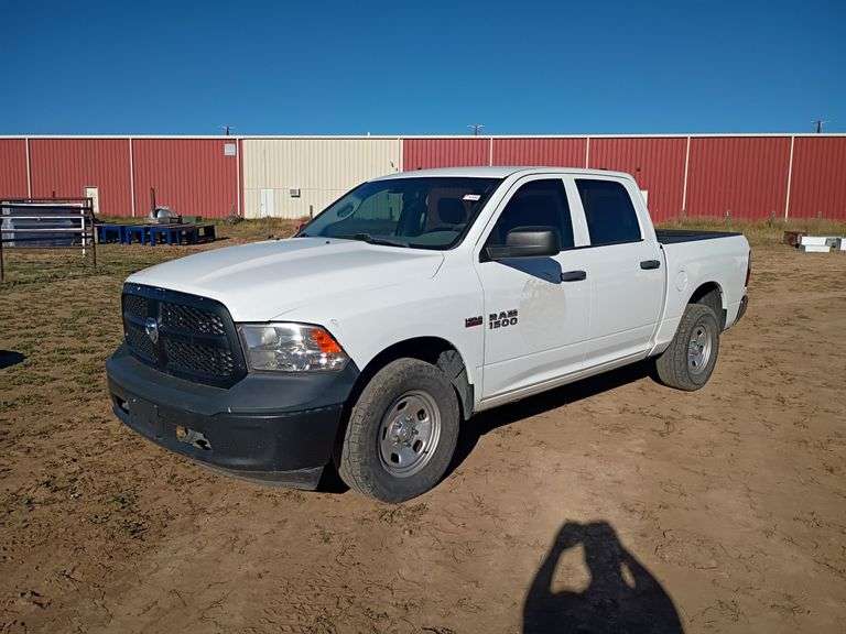 2018 Dodge Ram 1500 Crew Cab 4x4 Pickup