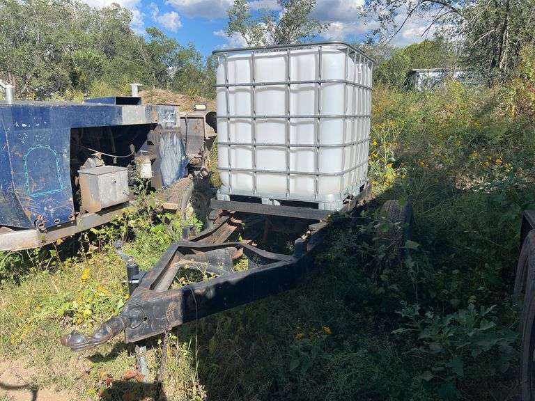 Custom Built S/A Water Tank Trailer