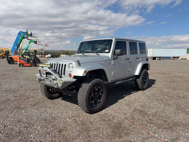 2011 Jeep Wrangler 4x4 SUV