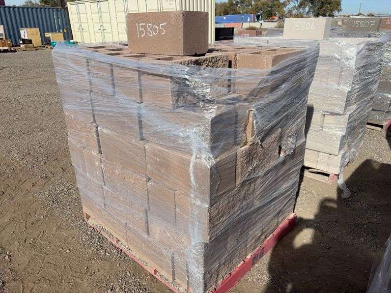 Qty Of (90) 8 In Split Face Mixed Bricks - J&J Auctioneers LLC