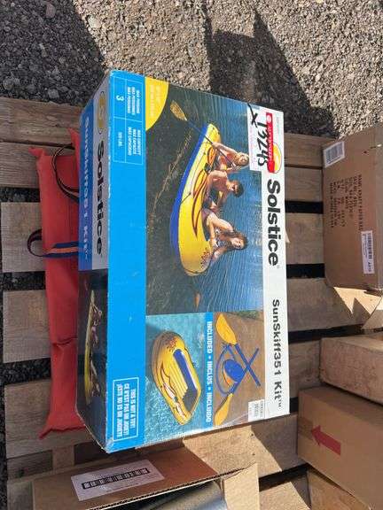 Solstice Sunskiff Inflatable Raft - Albuquerque NM - J&J Auctioneers LLC