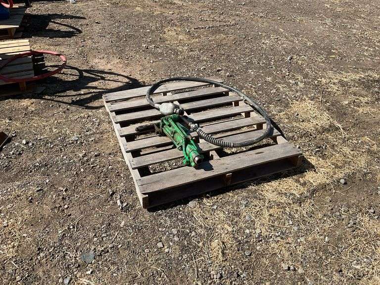 Pneumatic Breaker
