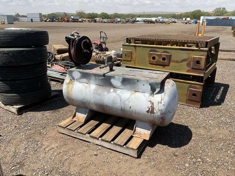 Chicago Pneumatic 500 Gal Compressor