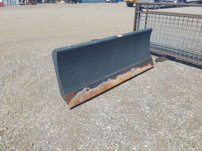 Maxim 84 in Skid Steer Hydraulic Dozer Blade