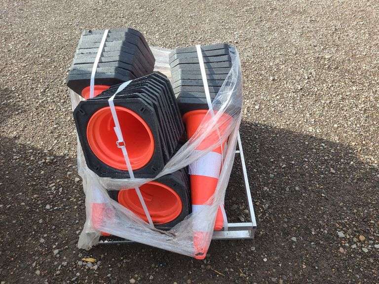 Qty 60 Traffic Cones