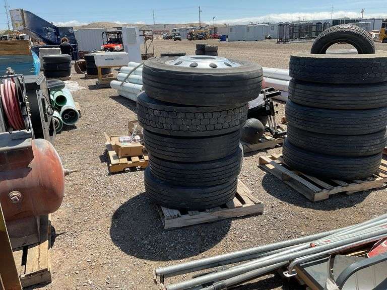 Qty (5) 285/75R24.5 Tires