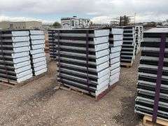 Qty (1) Pallet 2ft x 4ft Fluorescent Lights