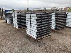 Qty (1) Pallet 2ft x 4ft Fluorescent Lights