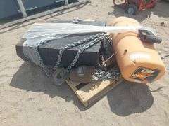 CM Loadstar XL 7 1/2 Ton Chain Hoist