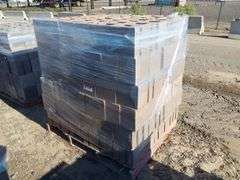 Qty (240) 688 Mixed Bricks