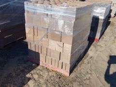 Qty (240) 688 Mixed Bricks