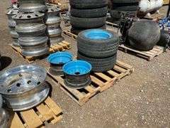 Qty (2) P275/60R15 Tires