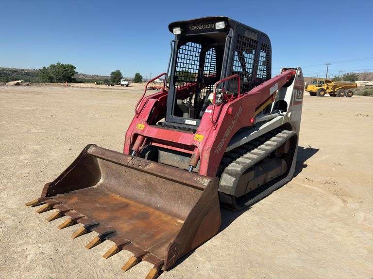 2014 Takeuchi TL12 Compact Track Loader