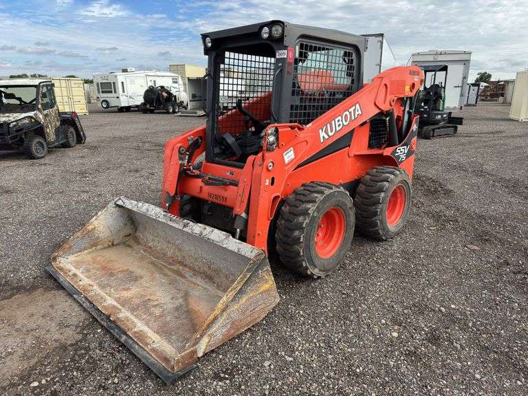 2019 Kubota SSV75 Skid Steer Loader