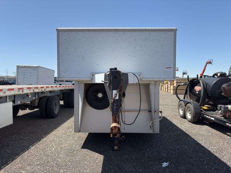 2006 Phoenix T/A Gooseneck Enclosed Utility Trailer