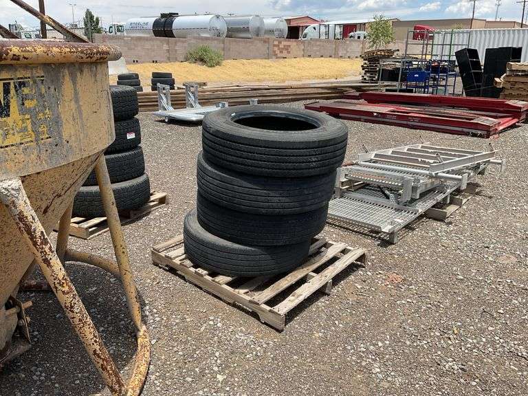 Qty (4) 255/70R22.5 Tires