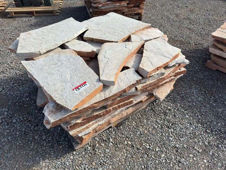 Packing Flagstone Qty (1) Pallet Flagstone Stone - J&J Auctioneers LLC