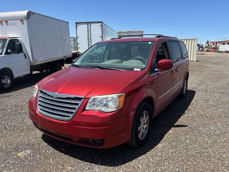 2010 Chrysler Town & Country 6 Passenger Mini Van
