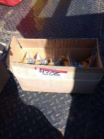 Qty 5 Dewalt Wire Wheels