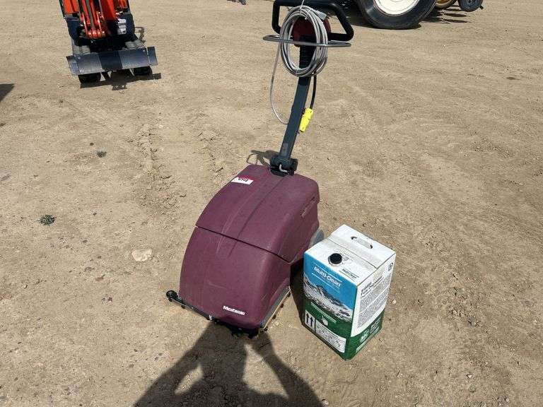 Minuteman ES14 Floor Scrubber & Degreaser