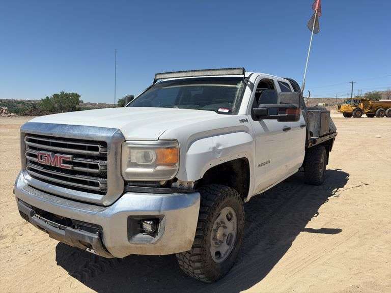 2016 GMC Sierra 2500 HD Crew Cab Service Truck