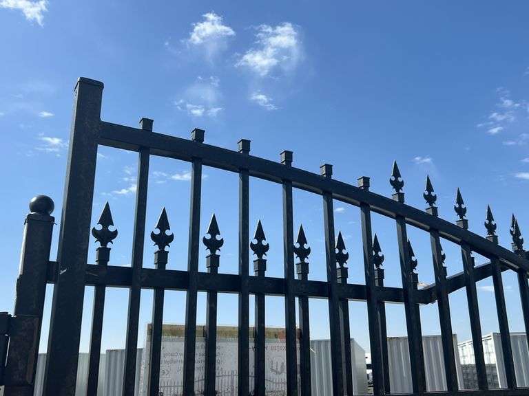 7FT(H)x 20FT(L) Metal Farm Driveway  Gate