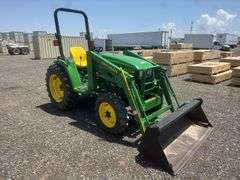 2001 John Deere 4300 4X4 Tractor