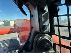 2022 Kubota SSV75PHC Two-Speed Skid Steer Loader