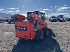 2022 Kubota SSV75PHC Two-Speed Skid Steer Loader