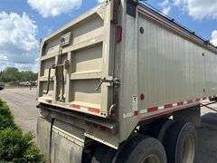 2006 East Genesis T/A Aluminum 3/4 Frame End Dump Trailer