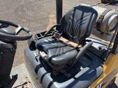 Cat GP25N 5000 Lb Forklift