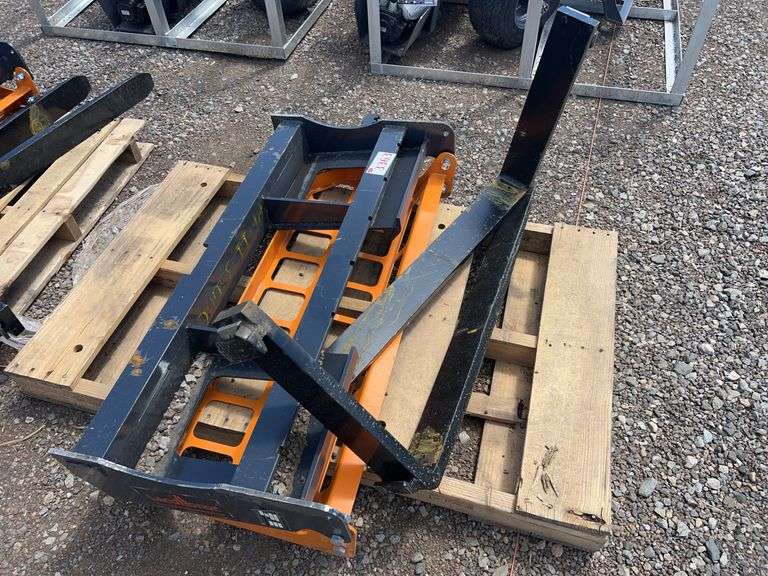 Landhonor Pallet Fork Model PF-11-3500G - Albuquerque NM