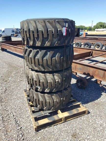 Qty 4 14-17.5 Pneumatic Tires & Wheels