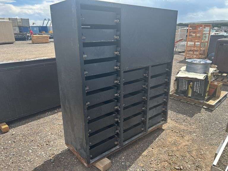 22 drawer Tool Box