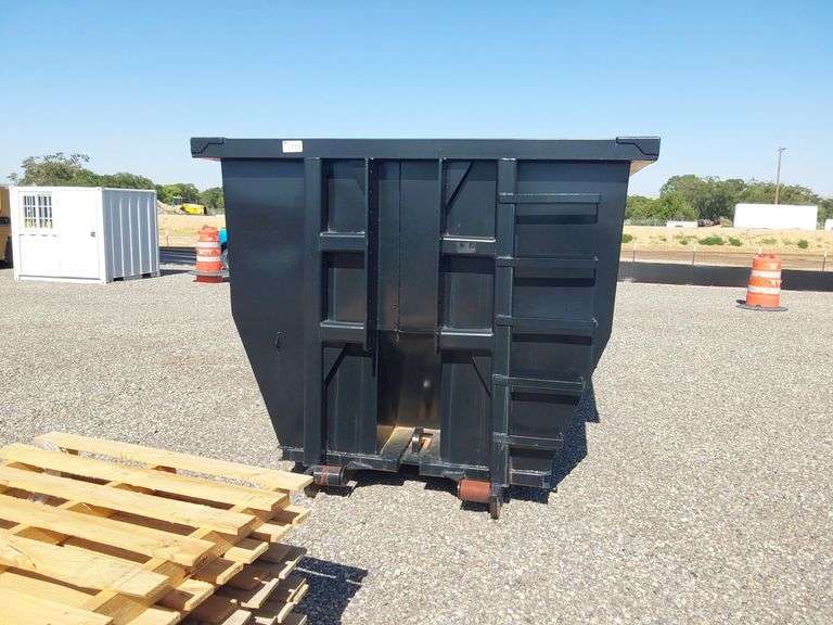30 TRD Roll Off Container