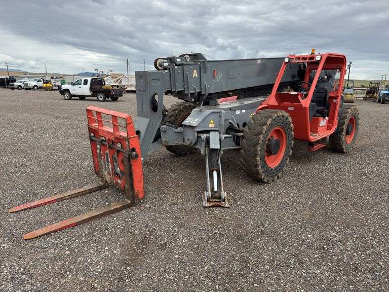 2017 Skyjack SJ1056TH 10,000 Lb 4x4x4 Telescopic Forklift - Albuquerque, NM