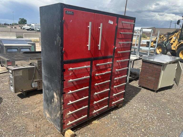 22 drawer Tool Box