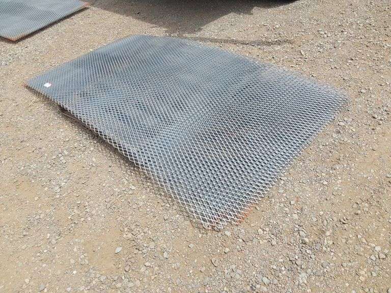 Qty Of (3) 3/4 in x 4ft x 8 ft Expandable Sheet Metal