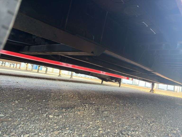 2006 Landoll 930A 35 Ton T/A Traveling Axle Equipment Trailer
