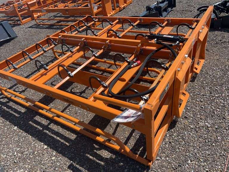 Landhonor Hay Accumulator Grapple Model HAG-12-24Q - Albuquerque NM